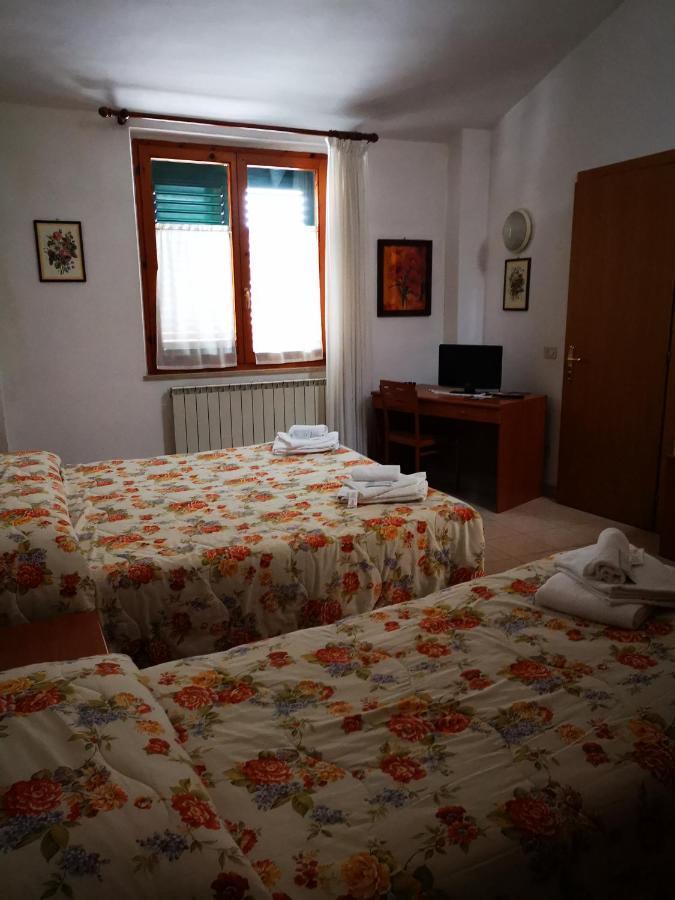 Osteria Dei Locandieri Abbadia San Salvator Buitenkant foto
